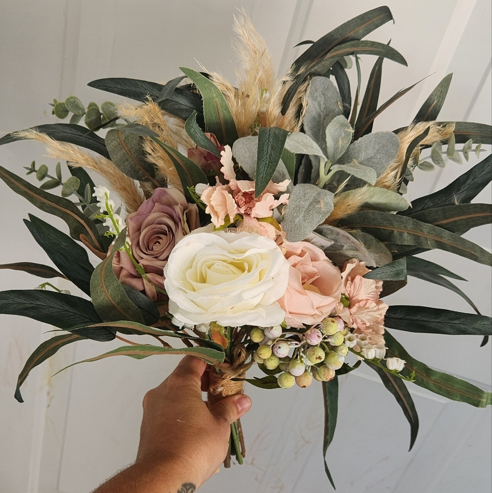 Elegant Mixed Floral Bouquet - White, Pink, Green
